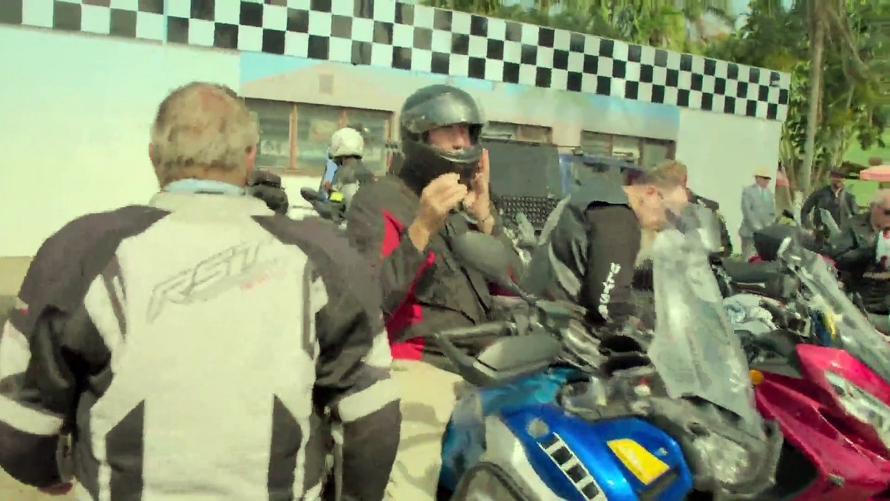 Jack Whitehall - Travels with my Father - Se4 - Ep02 HD Watch HD Deutsch