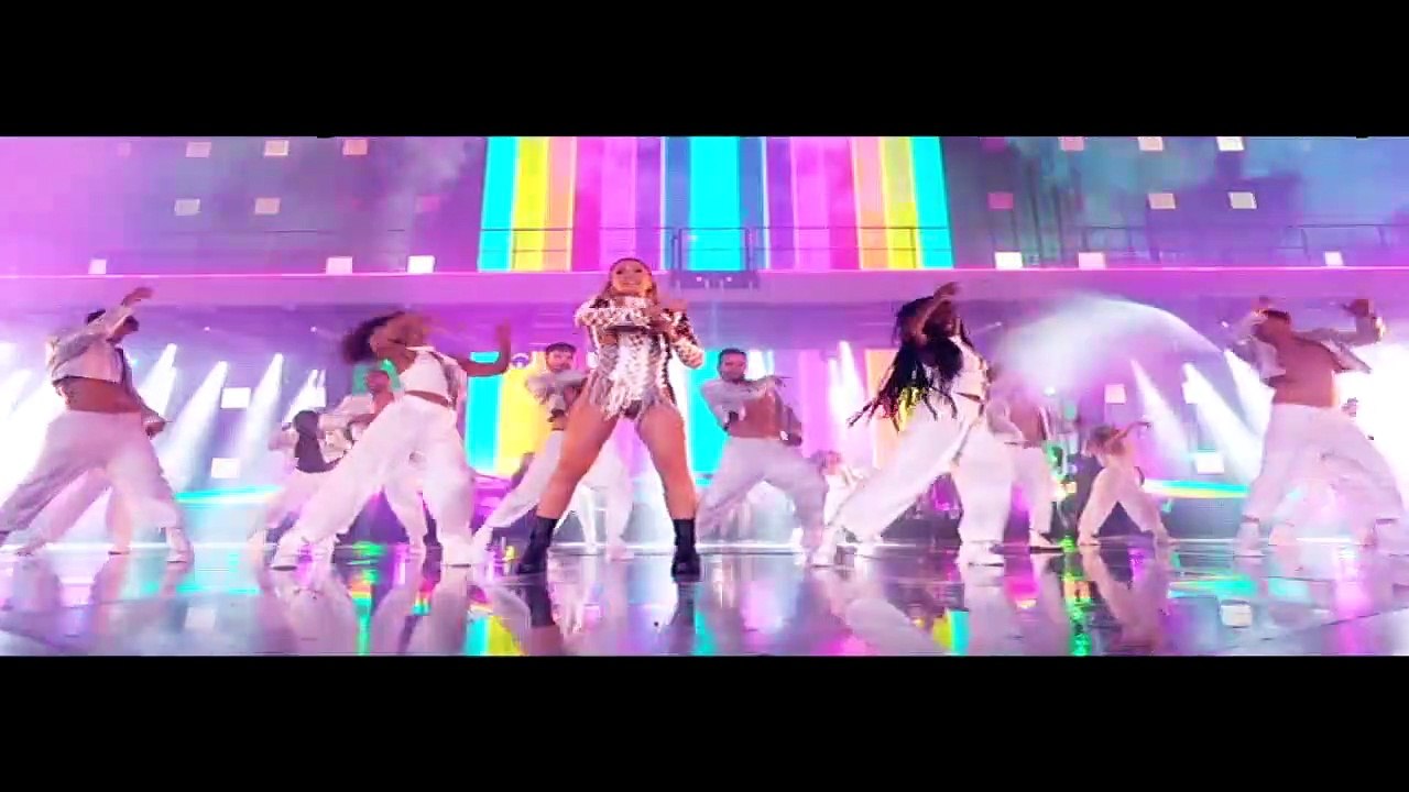 HELENE FISCHER — Liebe ist ein Tanz