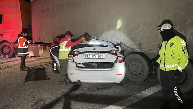 TIR’la çarpışan otomobilin sürücüsü hayatını kaybetti