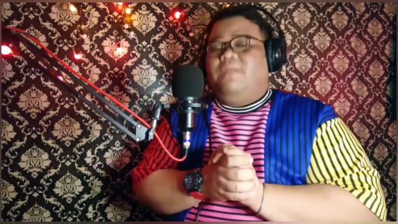 SOSOK WANITA DENGAN DUA WAJAH YG SAYA LIHAT DI PESAN SEBELUMNYA TERNYATA DIA....