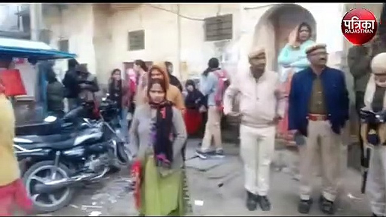 द्वितीय श्रेणी शिक्षक भर्ती परीक्षा पेपर हुआ आउट