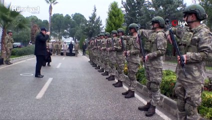 Bakan Akar Suriye sınırında