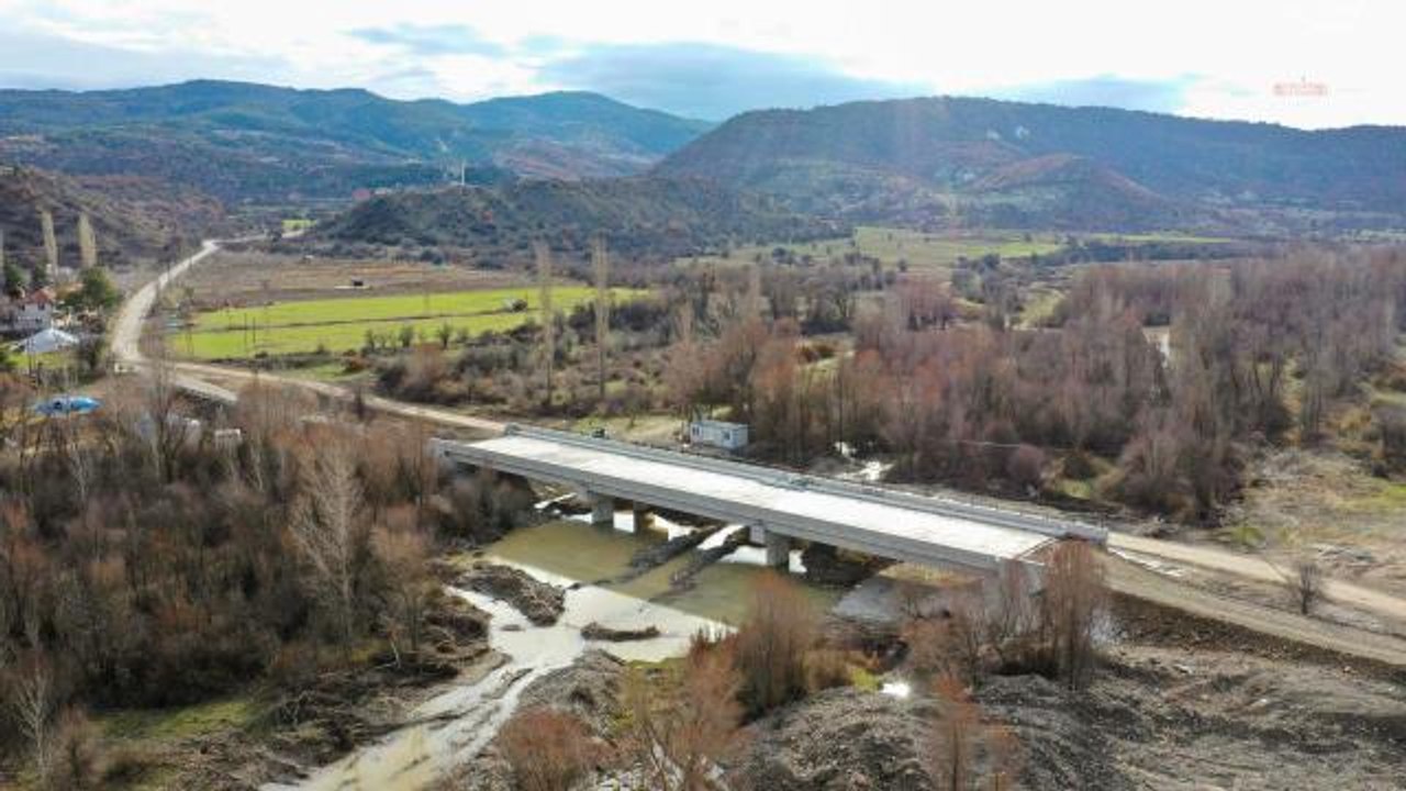 Ankara'da sel ve su taşkınları 201 noktada çalışma yürütülüyor