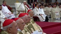 Rome : le pape dénonce la soif de pouvoir lors de la messe de la nuit de Noël