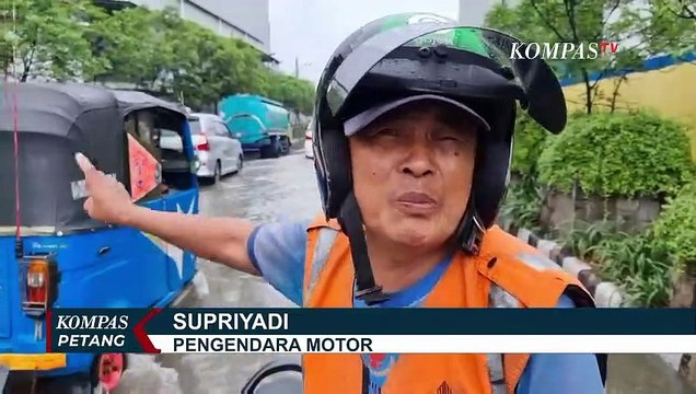 Tanggul Jebol, Banjir Rob Merendam Permukiman Warga di Muara Angke!