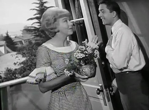 My Favorite Martian S02 E01