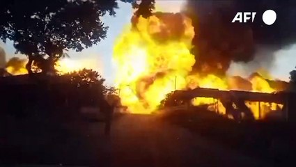 15 قتيلا في انفجار شاحنة صهريج تنقل غازا مسالا في جنوب إفريقيا