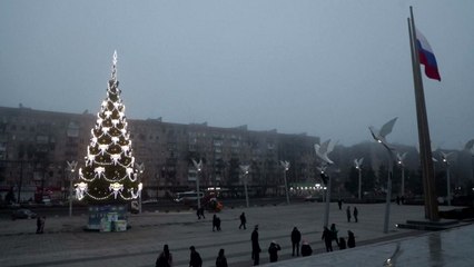 우크라에 찾아온 성탄절..."전쟁에 지치고 가난한 사람 기억하길" / YTN