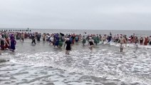 Swimmers run into cold Suffolk sea for Christmas swim
