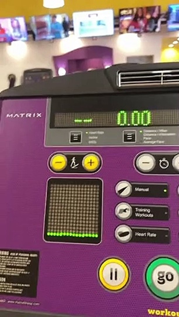 ⁣Stop spending 30-45mins on the treadmill! Do this instead!