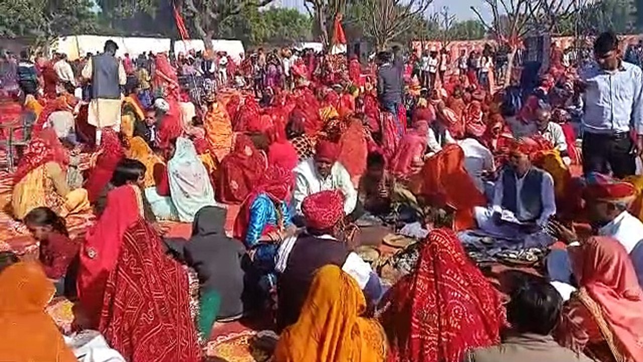 551 जोड़ों ने सामाजिक समरसता महायज्ञ में दी आहुतियां