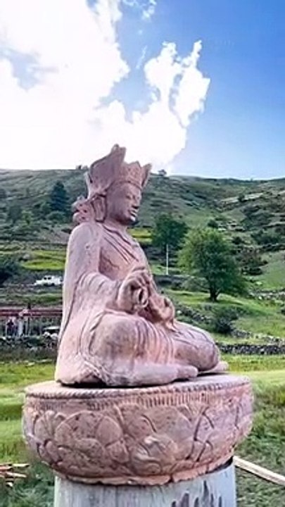 Buddha (Om Mani Padme Hum)