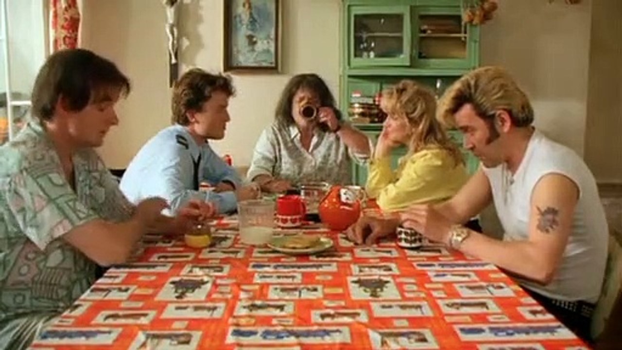 Flodder Eine Familie zum Knutschen Staffel 2 Folge 8 video Dailymotion