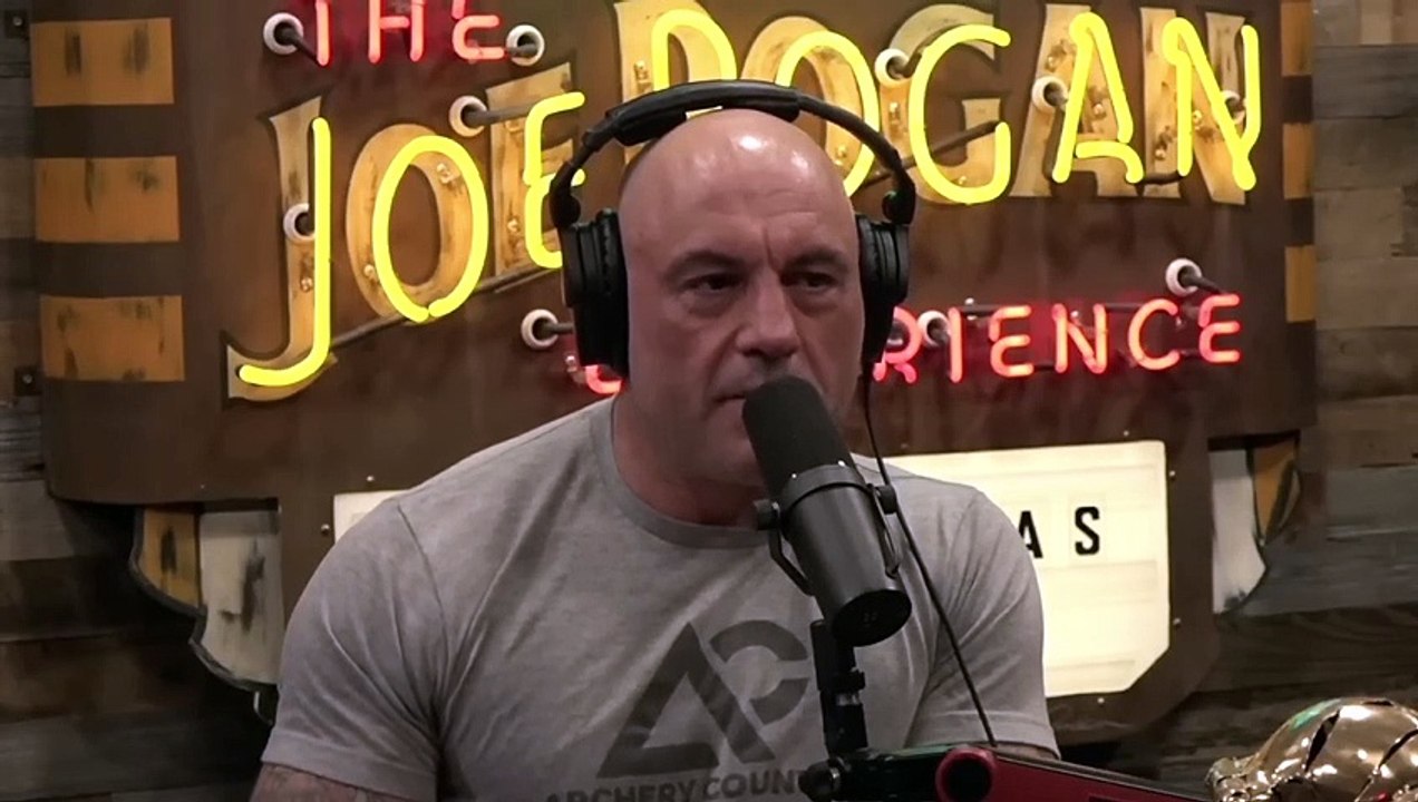 Joe Rogan Local Honey DOESNT Help With Allergies?!! & Cell Phones Dont