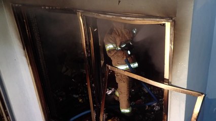 부산 거제동 단독주택 화재...40대 숨진 채 발견 / YTN