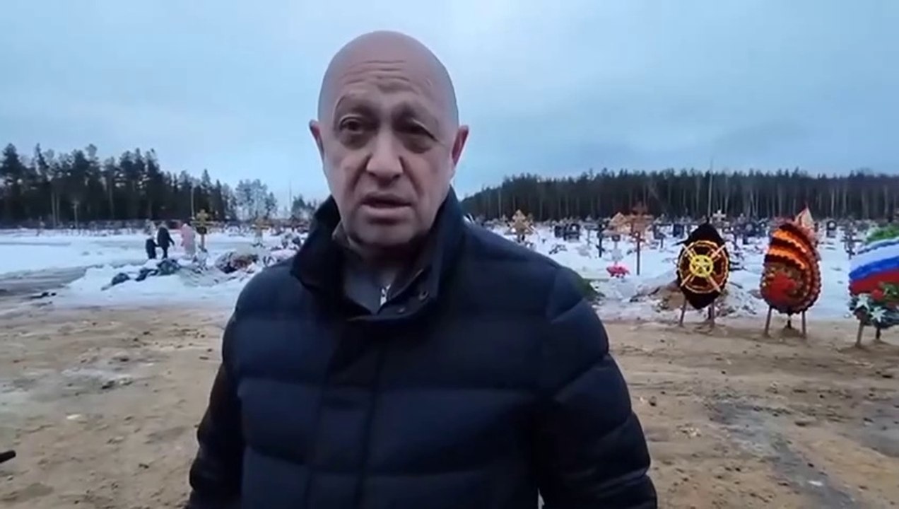 Лучшей иллюстрации военных амбиций лаптеногих, пожалуй, и не придумаешь!