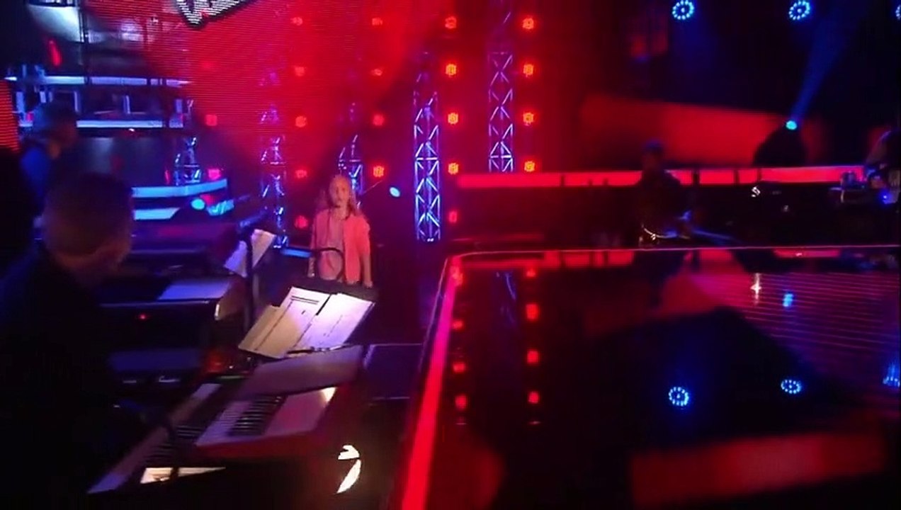 Sarah Connor  Wie Schön Du Bist Emma  Blind Auditions  The Voice Kids 2016  SAT1_v720P