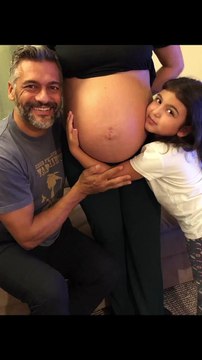 Κρητικός: Οι τρυφερές ευχές του για την γιορτή της κόρης του- Το απίθανο βίντεο με φωτό της μικρής!