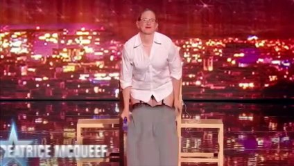 Béatrice Mcqueef joue de la flûte dans la France a un incroyable talent
