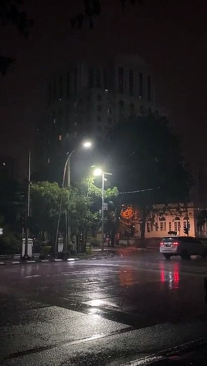 Snaptik.app_7158151255364341018