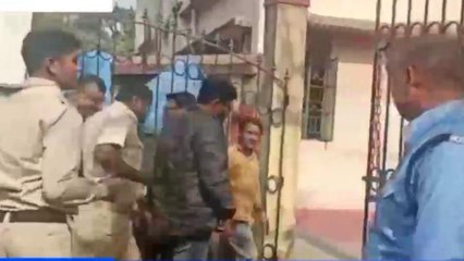 হুগলি: মারধর ও বোমাবাজিতে গ্রেফতার তৃণমূল নেতা, এলাকায় হুলুস্থুল