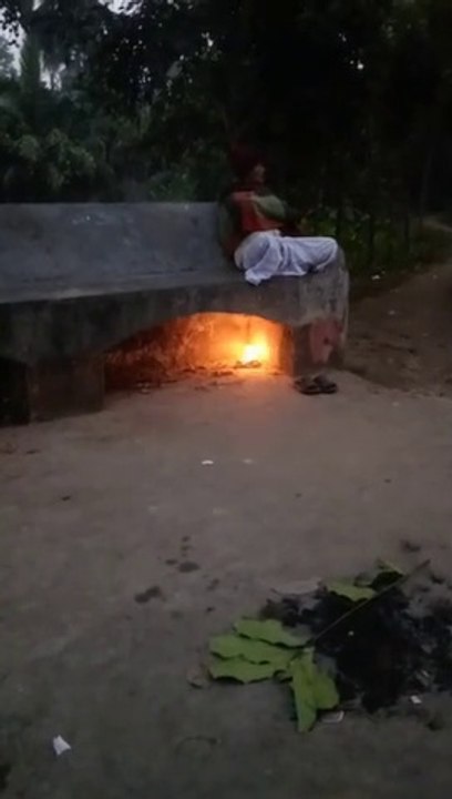 Aggg laga diea Nichea  ! Koi Aisa majak kar ta haii koi batha haiii   O My God