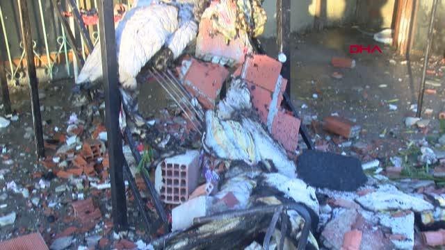 İSTANBUL-AVCILAR'DA DAİRESİ ATEŞE VERİLEN EV SAHİBİ KARAKOLA GİTTİK, 4 SAAT SONRA EVE BENZİN DÖKTÜ