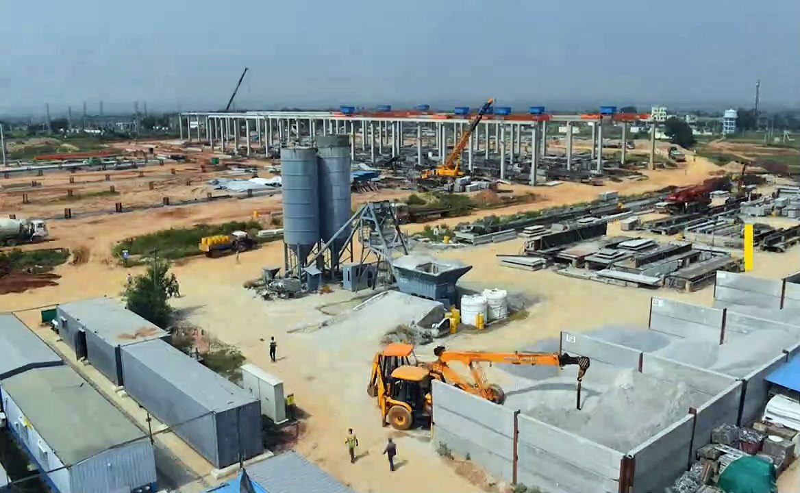 AI-Based Image Processing Solution For Construction Vehicle & Workers Detection - OpticVyu