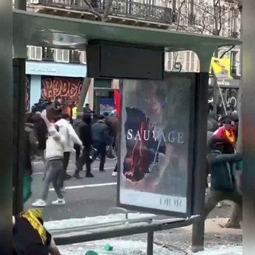 PKK yanlıları Paris'i savaş alanına çevirdi