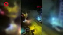 Kadıköy'de korkutan patlama! Yeraltı kabloları patladı