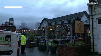 Angleterre : un homme ouvre le feu dans un pub à la veille de Noël
