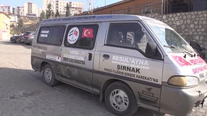 "Elmacı Dede" Denizli'de yetiştirdiği elmaları Şırnak'taki Mehmetçik için getirdi