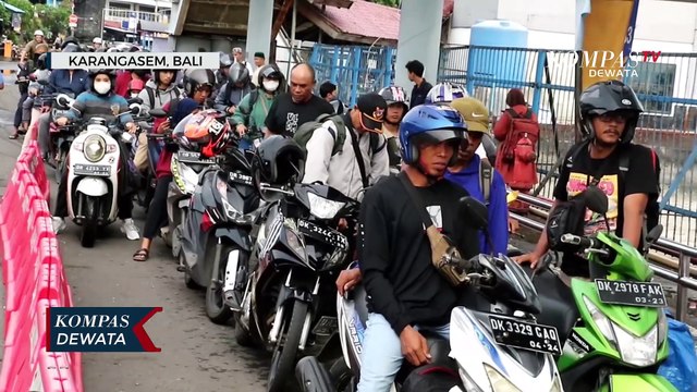 Libur Nataru, Ribuan Penumpang Tiba Di Pelabuhan Padangbai