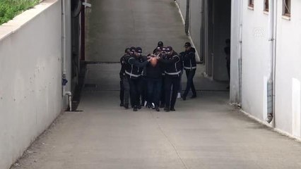 Adana merkezli silahlı suç örgütü operasyonunda yakalanan 26 zanlı tutuklandı