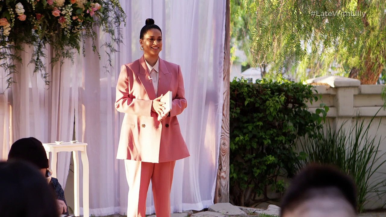 A Little Late with Lilly Singh - Se2 - Ep78 HD Watch HD Deutsch