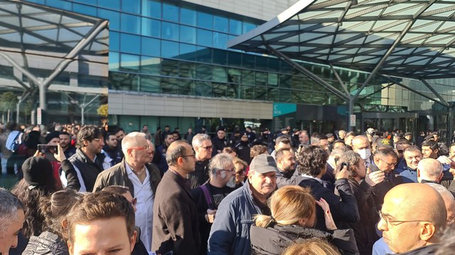 İstanbul’da hekimlerin protestosuna polis engeli