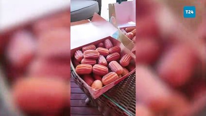 Tatlı krizine girdiğini söyleyen Şahan Gökbakar'ın ofisine kilolarca tatlı yağdı