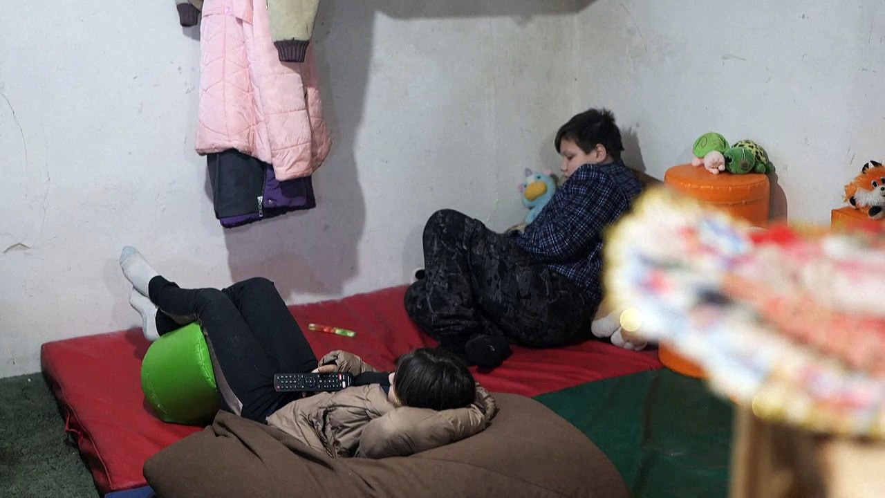 Kindheit im Krieg: Ein Leben im Keller in der Ukraine