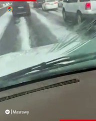 شاهد.. ماذا فعلت الثلوج في شوارع الكويت؟