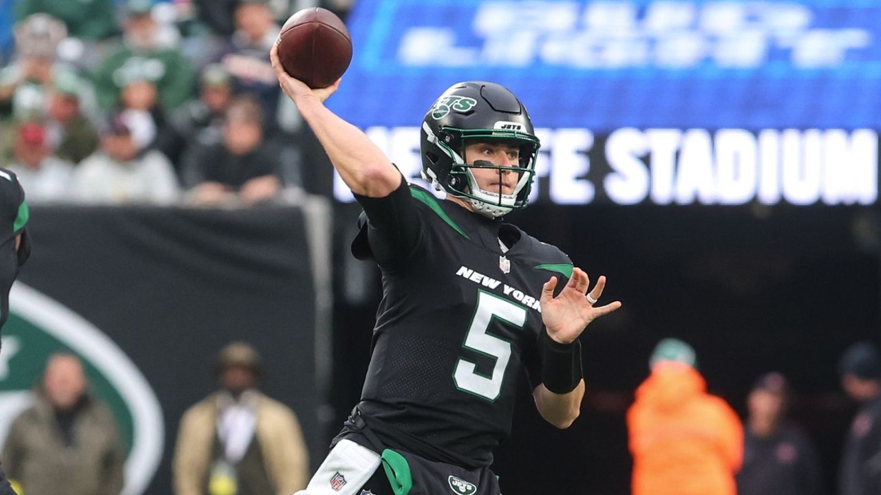 Mike White Cleared To Start For Jets In Week 17...