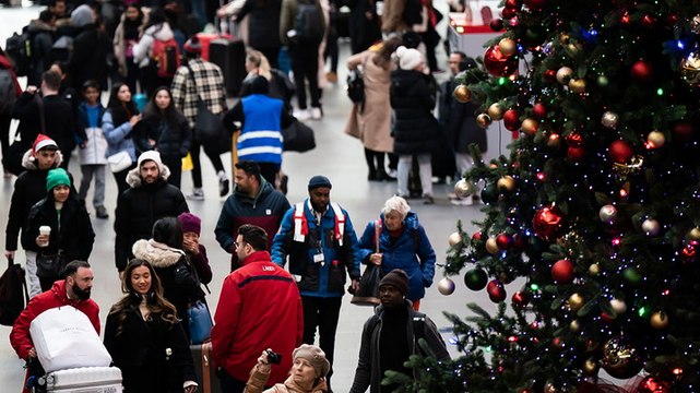 Network Rail warns passengers face ‘significantly disrupted’ trips into January