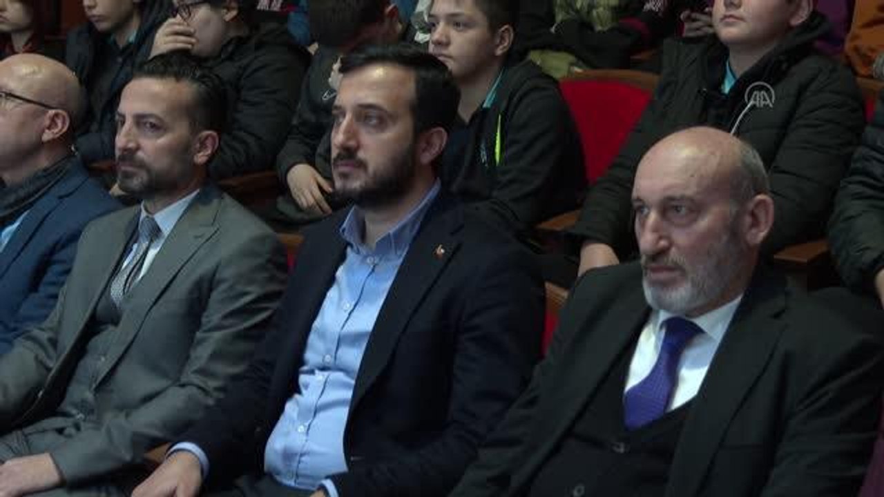 Mehmet Akif Ersoy, Bağcılar'daki Taceddin Derga...