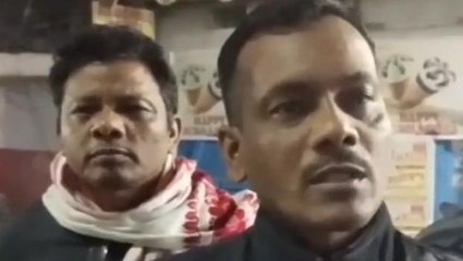 নিজের কাজের খতিয়ান তুলে ধরে তৃণমূল নেতাদের চোখের ছানি অপারেশনের পরামর্শ বিধায়কের