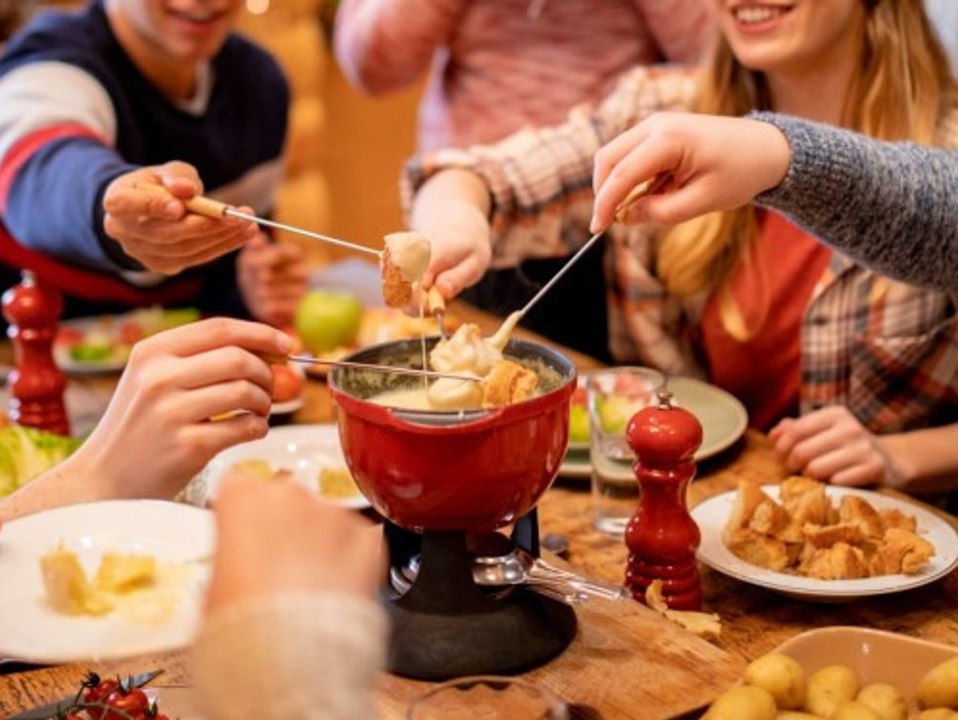 Fondue zu Silvester: Diese Käsesorten eignen sich am besten