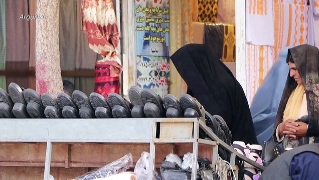 ONU pede a talibãs fim das 'terríveis' restrições impostas às mulheres