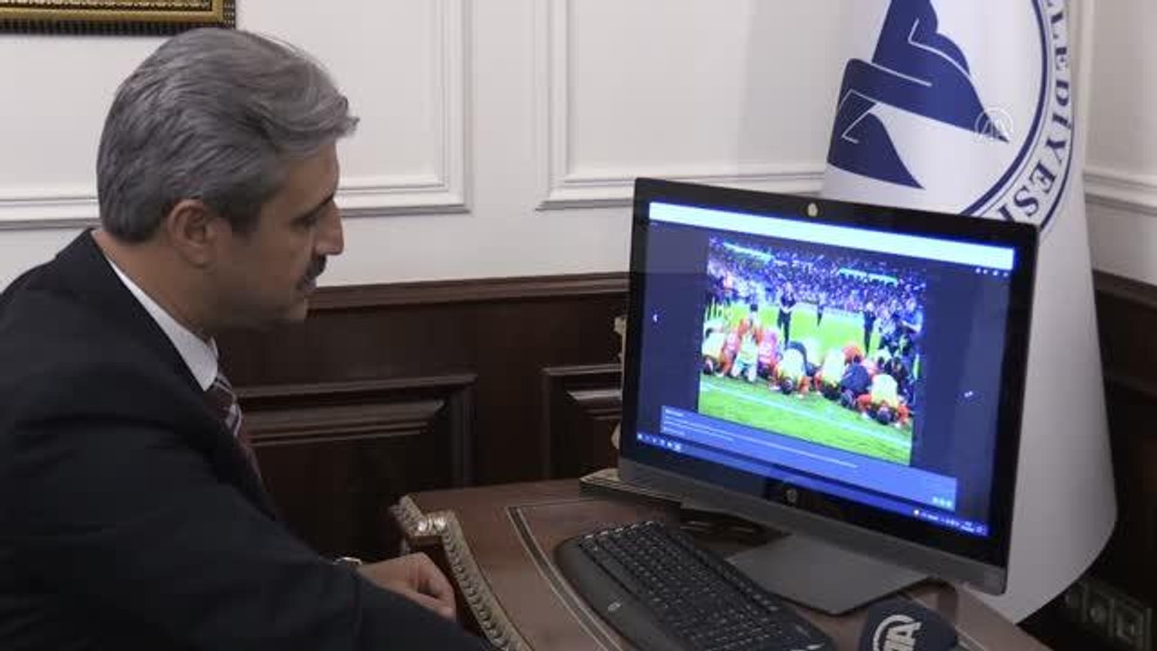 Yozgat Belediye Başkanı Köse, AA'nın "Yılın Fotoğrafları" oylamasına katıldı