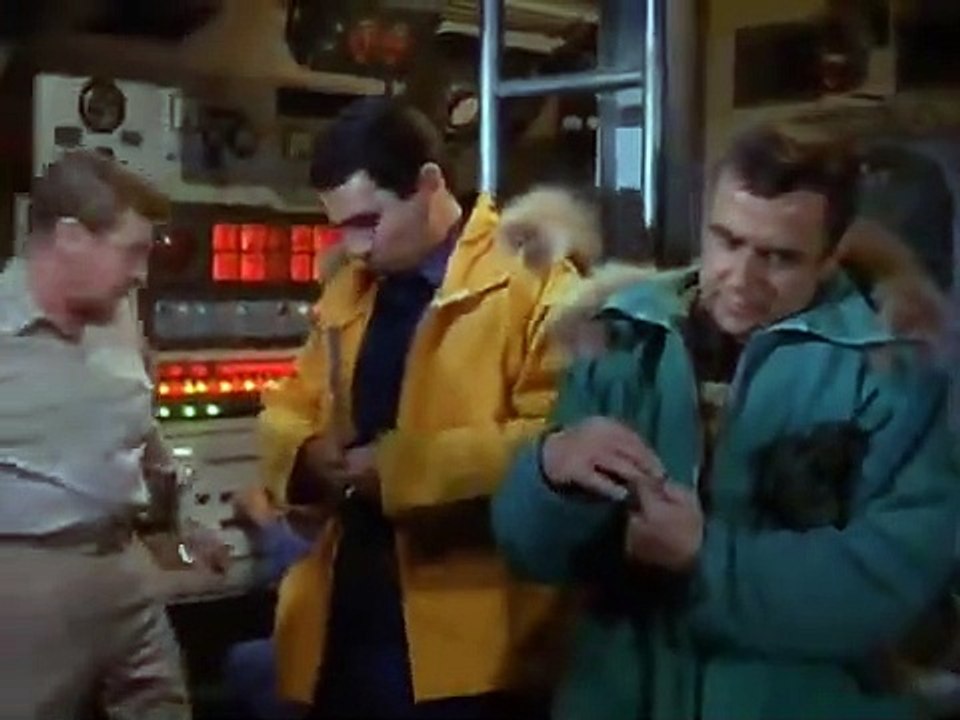 Voyage to the Bottom of the Sea - Se3 - Ep17 HD Watch HD Deutsch