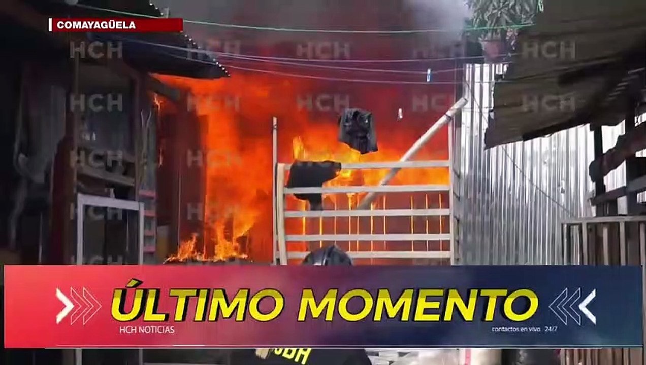 ¡Incendio reduce a cenizas vivienda en la capitalina col. Mery de Flores!