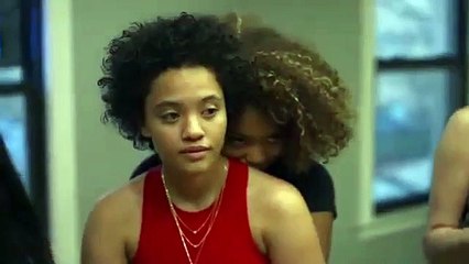 Easy - Se2 - Ep07 - Lady Cha Cha HD Watch HD Deutsch