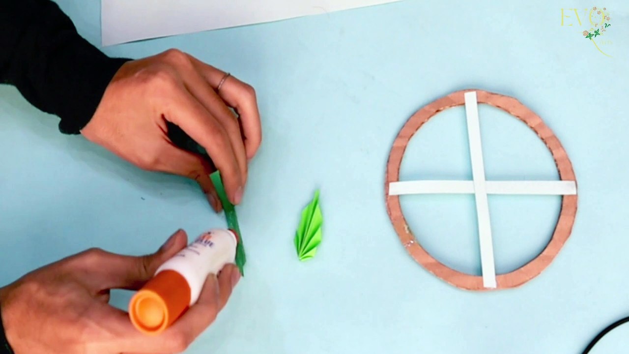 Paper Flowers using Origami paper - DIY Christmas day Gift #shorts #diy #craft